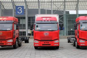 一汽解放 J6P重卡 260馬力 6X2 8.7米 國四廂式載貨車(chē)(CA5200XXYP63K1L6T3E4)
