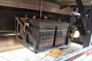 中國重汽HOWO 悍將 87馬力 3.7米 4X2 國五單排倉柵式輕卡(ZZ5047CCYC2813E145)