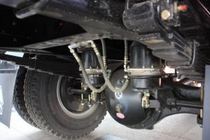 中國重汽HOWO 悍將 物流版 170馬力 4.8米 4X2 國五排半廂式載貨車(chē)(ZZ5087XXYG381CE183)