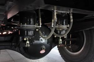 中國重汽HOWO 悍將 重載版 170馬力 5.2米 4X2 國五排半廂式輕卡(ZZ5107XXYG421CE1)