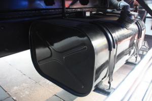 中國重汽HOWO 悍將 重載版 170馬力 5.2米 4X2 國五排半廂式輕卡(ZZ5107XXYG421CE1)