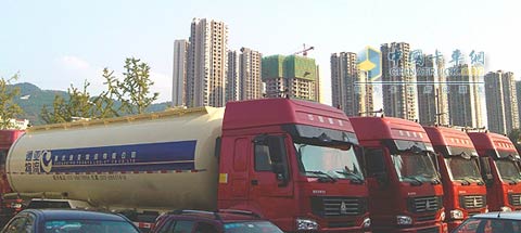 重汽輕量化自卸車(chē)